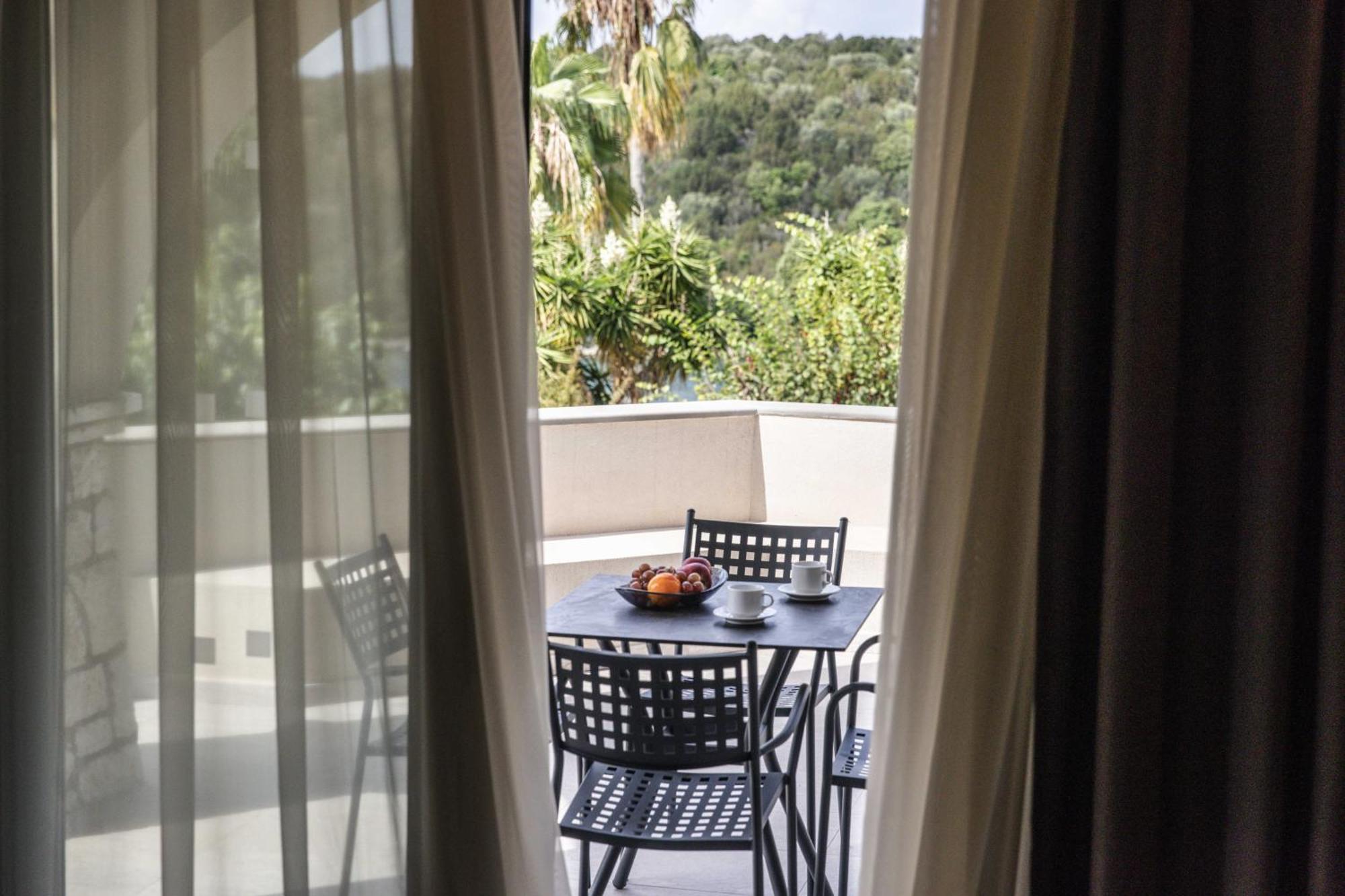 Movenpick Resort Agios Nikolaos Sivota Exterior photo