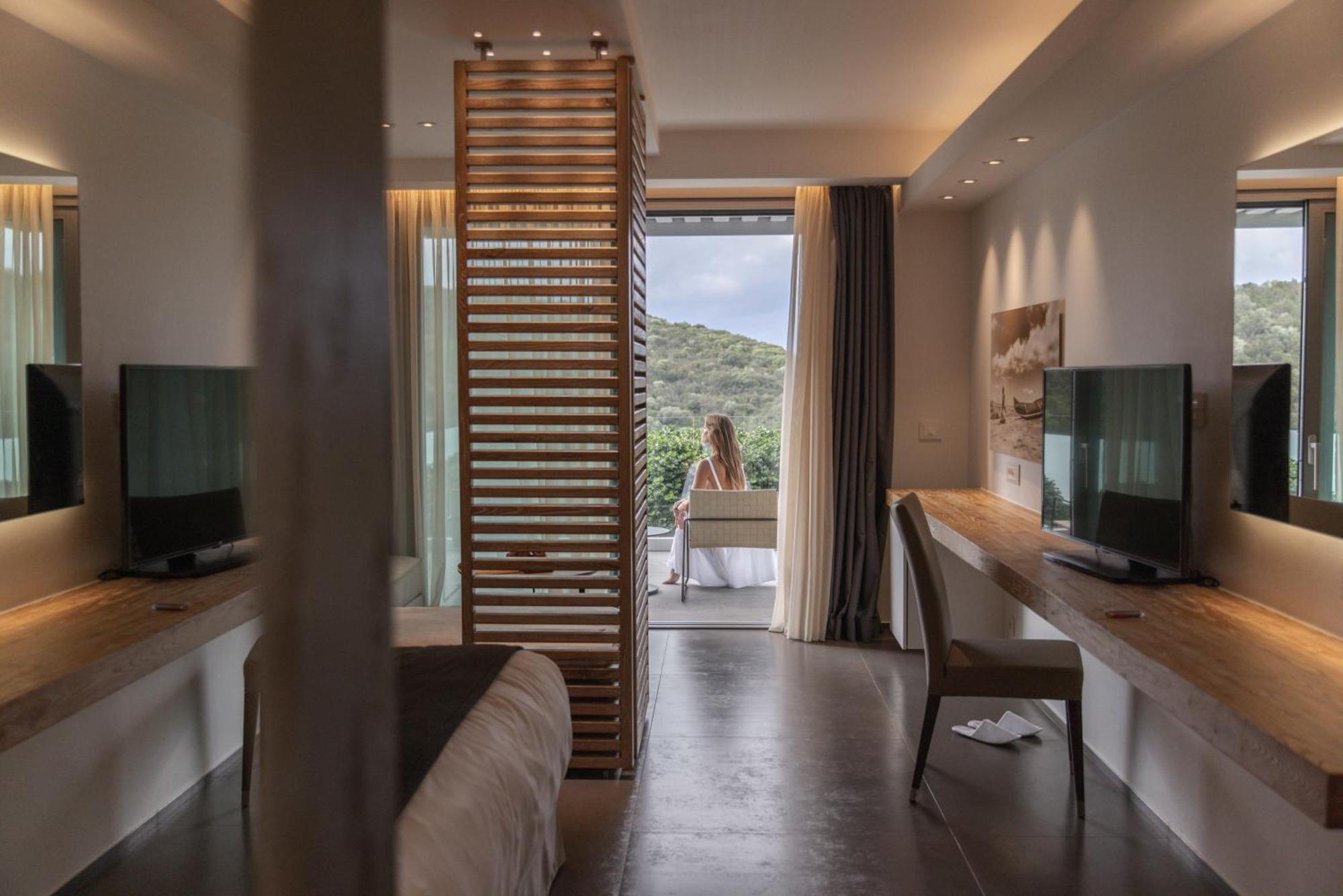 Movenpick Resort Agios Nikolaos Sivota Exterior photo
