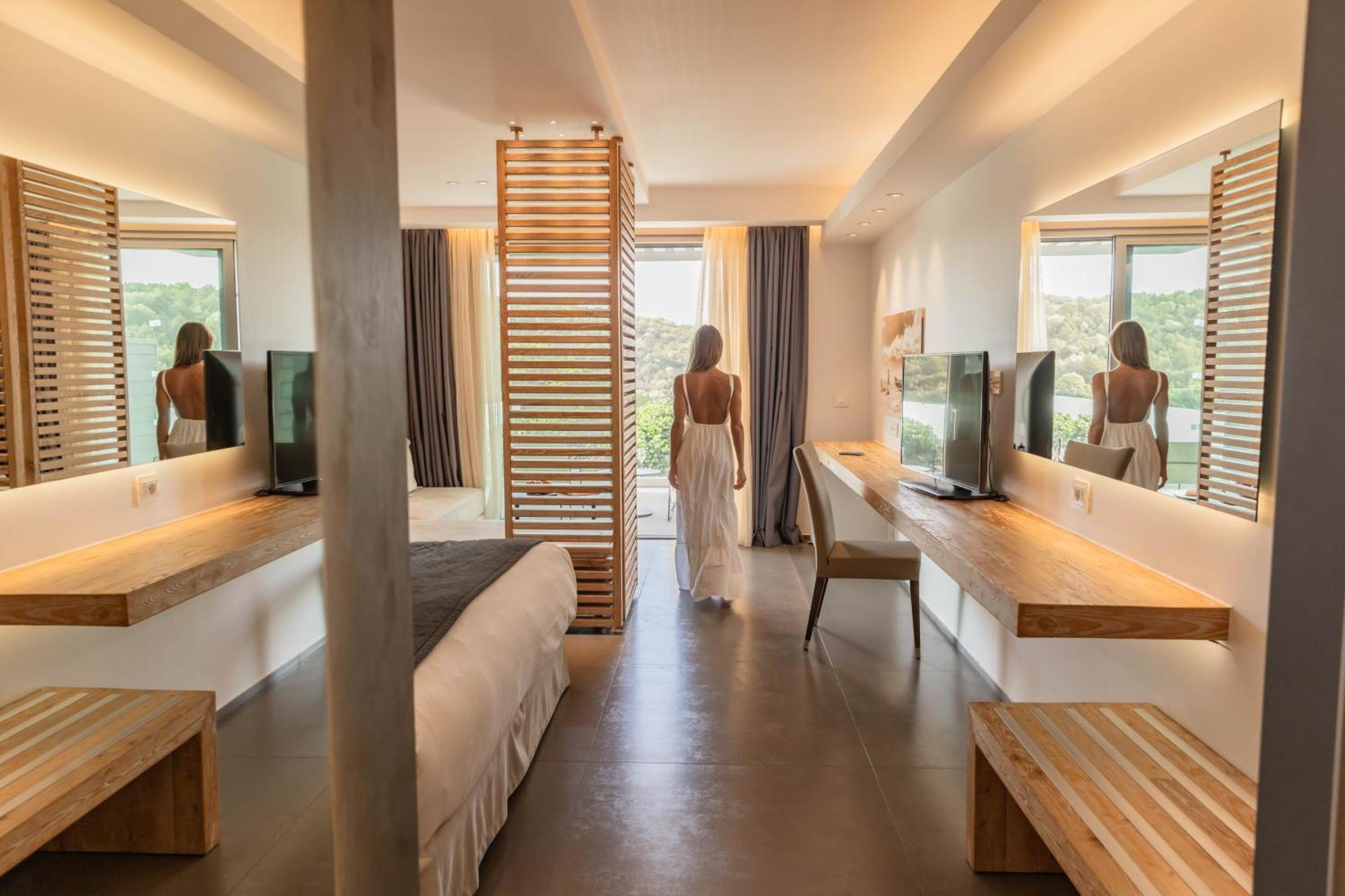 Movenpick Resort Agios Nikolaos Sivota Exterior photo