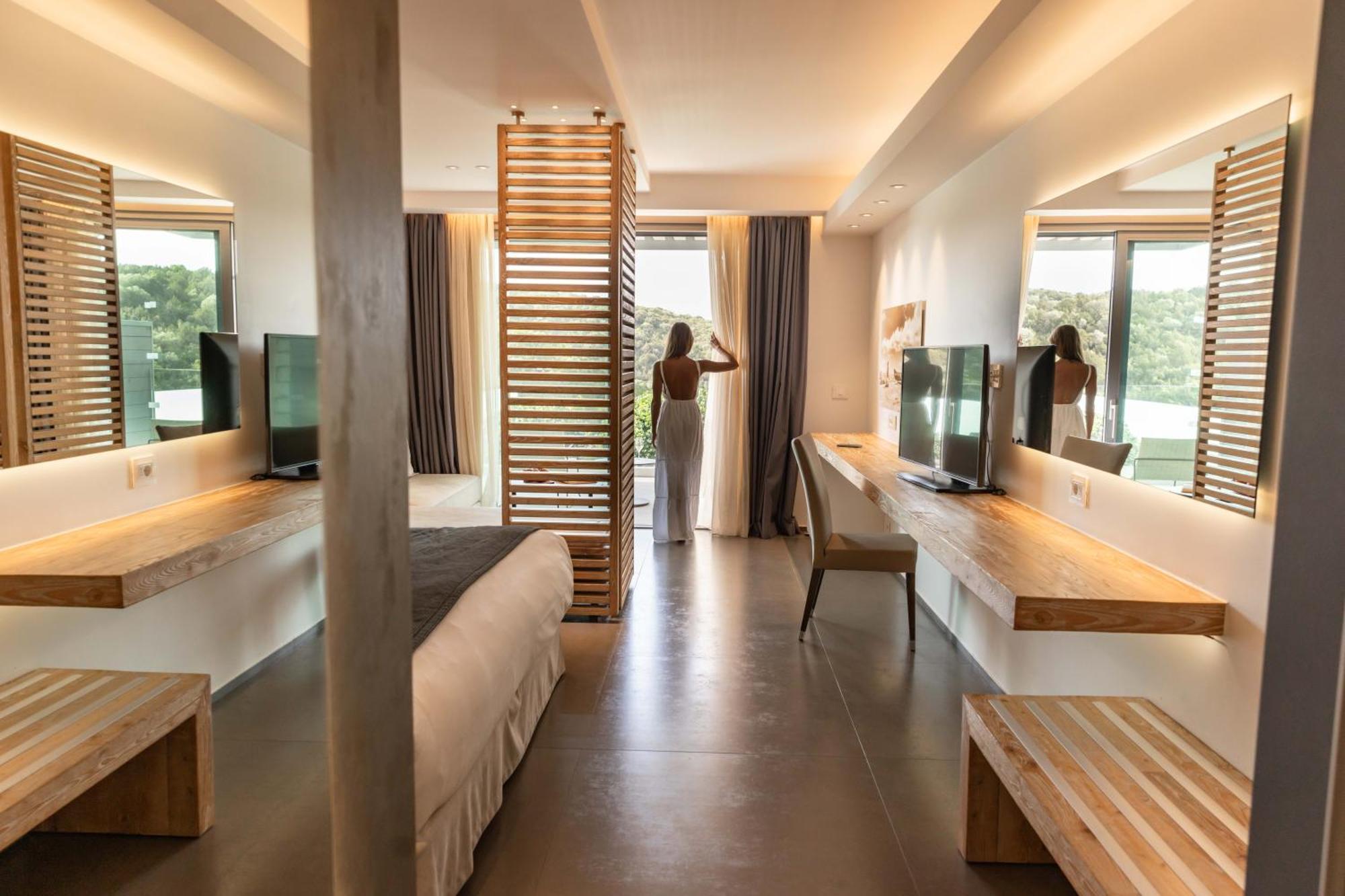 Movenpick Resort Agios Nikolaos Sivota Exterior photo